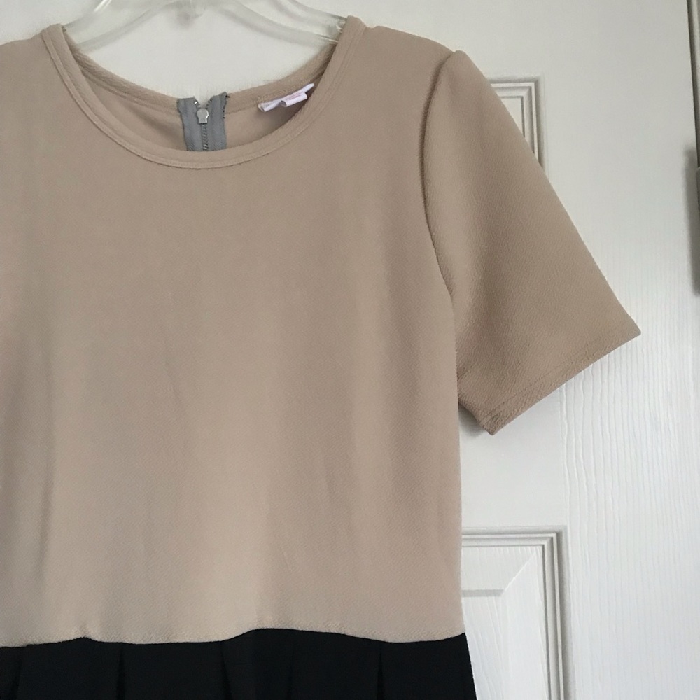 NEW LuLaRoe Amelia Dress - Picture 5 of 5